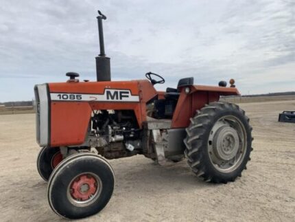 1974 Massey Ferguson 1085