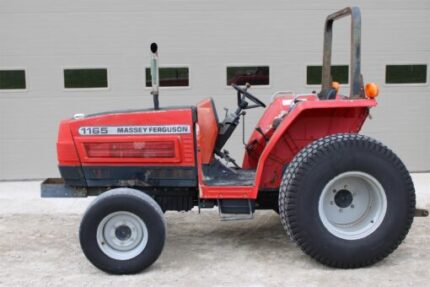 1999 Massey Ferguson 1165