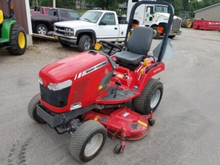 2016 Massey Ferguson GC1705