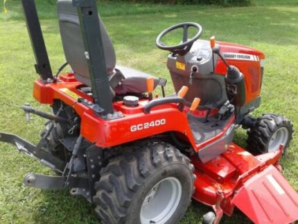 2011 Massey Ferguson GC2400