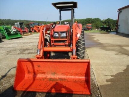 2011 Kubota M7040HD