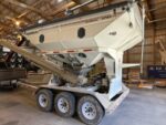 2024 Unverferth 3755XL - Image 4