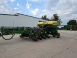 2017 John Deere 1775NT - Image 3