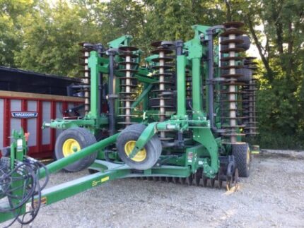 2020 John Deere 2660