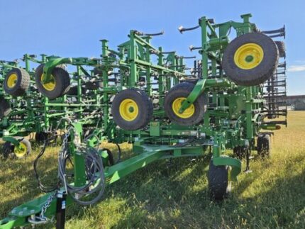 2024 John Deere 2230FH