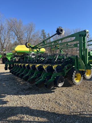 2018 John Deere DB60