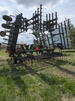 2007 John Deere 2210 - Image 10