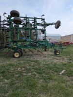 2007 John Deere 2210 - Image 15