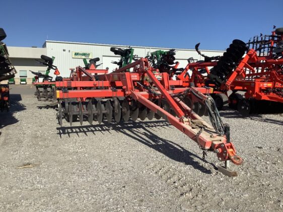 72902599_large_53888-562x422-3 2013 Kuhn 4850-15