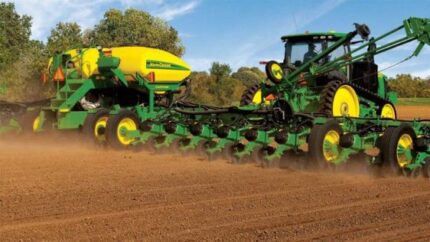 John Deere 1775NT 24Row30 Drawn Planter 621JH